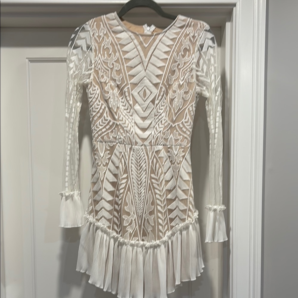 NWT White Party dress- prefect for beach, Tulum, bachelorette, bridal shower